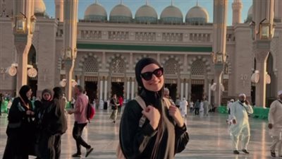 بعد ارتداء الحجاب.. هل اعتزلت الفنانة إيمان الشريف التمثيل؟