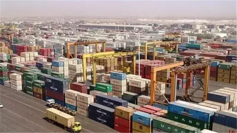 التبادل التجاري بين