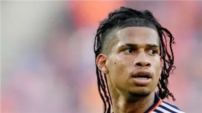 ماركو أنجولو.. حادث سير خطير ينهي حياة نجم منتخب الأكوادور