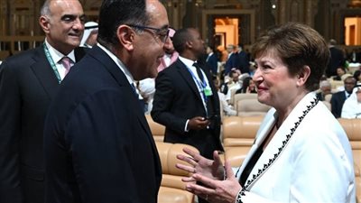 الحكومة تحسمها.. حقيقة طلب زيادة الشريحة الرابعة من صندوق النقد الدولي