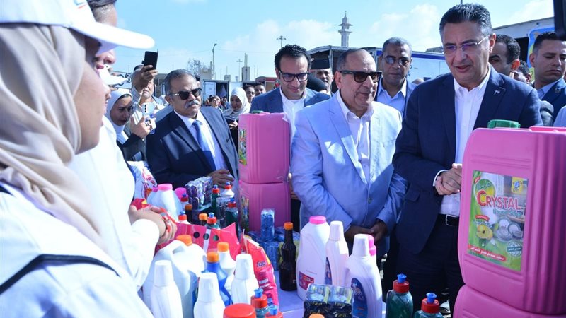 وزير التموين