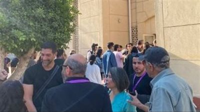 نجوم الفن يشهدون عرض أبو زعبل 89 وسط إقبال جماهيري كبير  