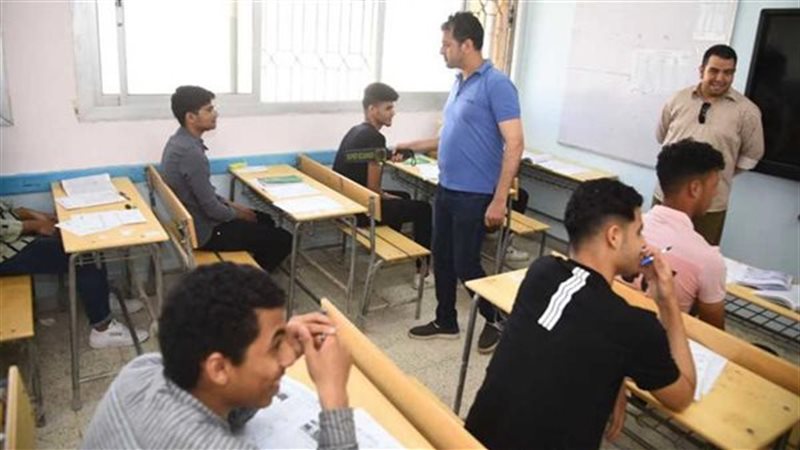 امتحانات الدبلومات