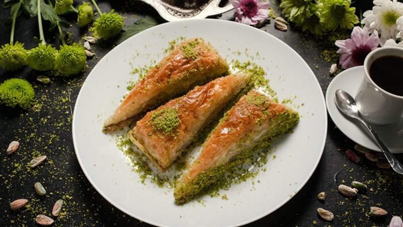 طريقة عمل البقلاوة