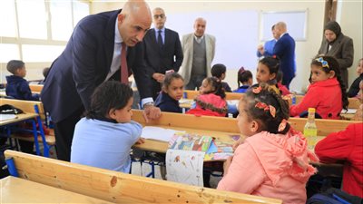 التربية والتعليم يوجه لجان لمدرستي تحيا مصر 1-2 لمتابعة انتظام العملية التعليمية