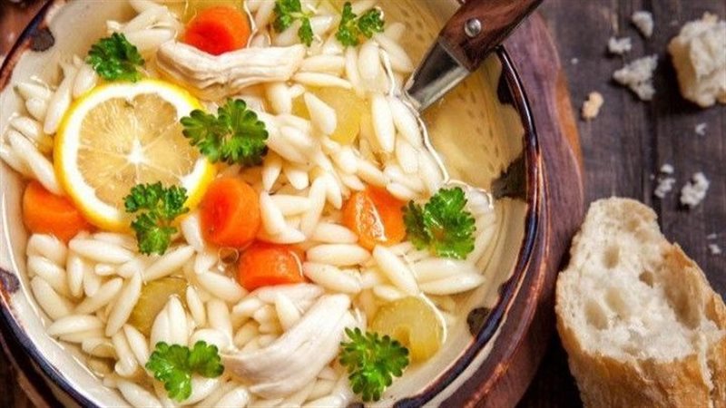 شوربة ساخنة