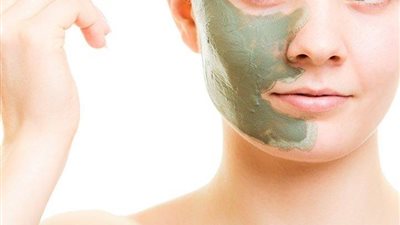 دليلك للعناية اليومية.. أفضل وصفات طبيعية لبشرة صحية ومشرقة