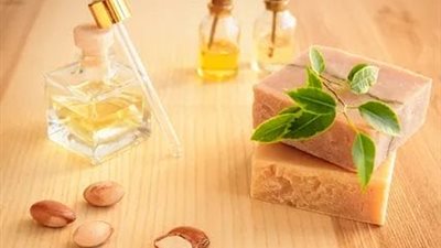 الذهب السائل.. اكتشفي 5 فوائد رائعة لزيت الأرغان لبشرة ناعمة ومشرقة