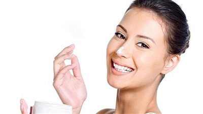 أسعار كريمات تفتيح البشرة الدهنية .. إليك قائمة بالاسماء