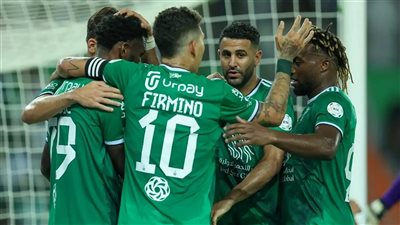 الأهلي السعودي يقهر العين الإماراتي 2-1 ويعمق جراحه بدوري أبطال أسيا 