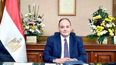 انطلاق فعاليات معرض القاهرة الدولي للزجاج  تحت رعاية وزارة التجارة والصناعة 