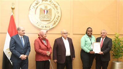 وزارة الكهرباء تحتفل بتخريج 39 متدربًا إفريقيًا على كيفية التشغيل الاقتصادي للمحطات