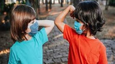 كيف تعززي مناعة أطفالك في فصل الشتاء ؟.. نصائح وقائية لحمايتهم من الأمراض