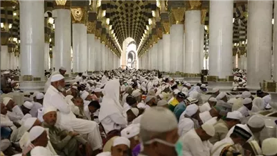 موعد أذان العشاء في جميع محافظات مصر اليوم الخميس