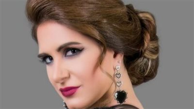 ميرنا وليد تعتذر عن إستكمال مسرحية فارس يكشف المستور