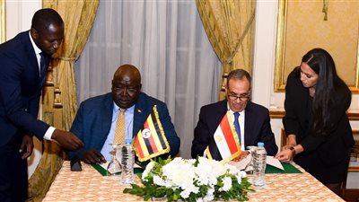 مياه النيل تشهد انفراجًا.. مصر وأوغندا توقعان إعلانًا مشتركًا