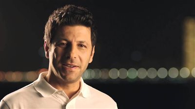 كوميدي لأول مرة.. إياد نصار يكشف عن دوره في فيلمه الجديد|إليك التفاصيل