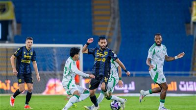 الدوري السعودي| التعاون يتفوق على أهلي جدة بهدفين في الشوط الأول 