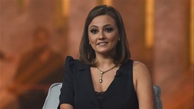 تكريم بشرى في الدورة العاشرة لمهرجان هرم الإبداع الدولي لتميزها الفني والثقافي