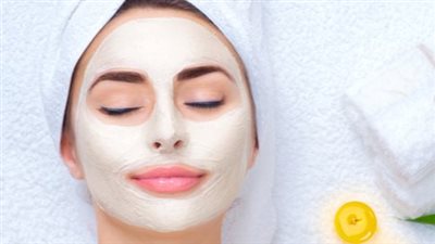 وصفات طبيعية لتفتيح البشرة وعلاج التصبغات.. تعرف عليها