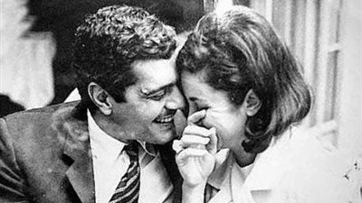 رومانسية هزّت الوسط الفني .. أشهر قصص الحب في الزمن الجميل