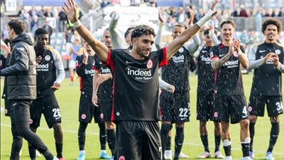 موعد مباراة آينتراخت فرانكفورت ضد أولمبيك ليون في الدوري الأوروبي والقنوات الناقلة