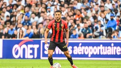 موقف محمد عبد المنعم من المشاركة في مباراة نيس ضد سانت جيلواز