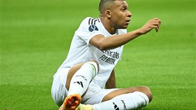 ريال مدريد يكشف تطورات إصابة مبابي وموقفه من المشاركة في كأس إنتركونتيننتال