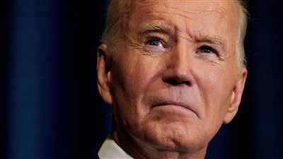 بينهم عسكري مخضرم.. تفاصيل المعفو عنهم من قبل بايدن