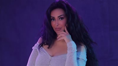 شاهيناز تطرح أغنية علمني الشقاوه.. على طريقة الفيديو كليب