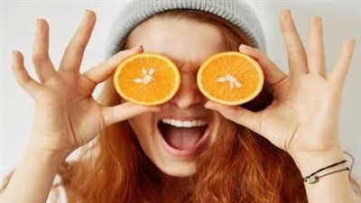 قشر البرتقال والليمون.. فوائد تمنحك لون بشرة موحد 