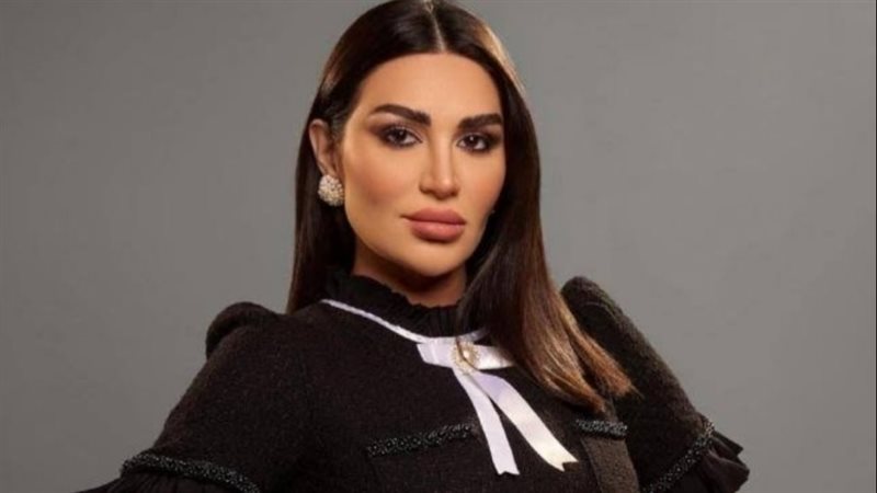 سارة نخلة