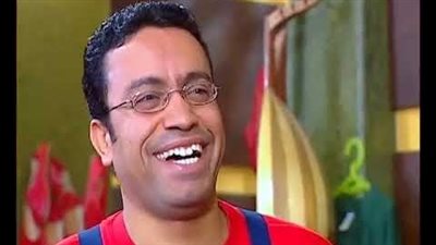 سامح حسين.. طفولة قاسية ومآساته مع بقايا الطعام 