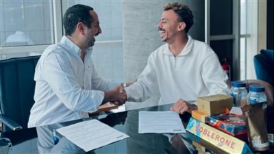 كزبرة يكشف عن فيلمه الجديد أوفر سايز مع المنتج طارق الجنايني