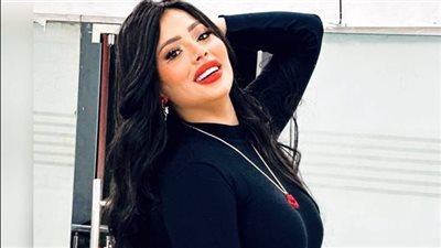 الراقصة سلطانة.. رحلة بدأت بهز الوسط وانتهت في المحاكم بتهم الفسق والفجور