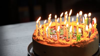 حلال أم حرام؟.. الإفتاء توضح حكم الاحتفال بعيد الميلاد