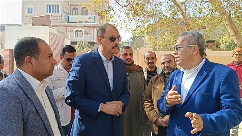 جولة تفقدية لمحافظ