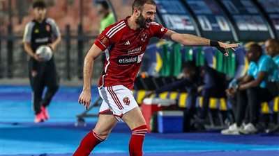 كواليس أزمة عمر كمال في الأهلي وموقف النادي من كهربا