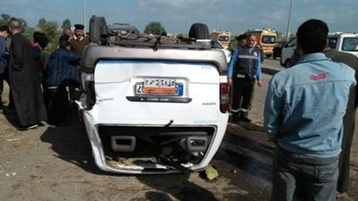 بسبب انقلاب سيارة الميكروباص .. إصابة 13 شخص أعلى الطريق الدولي