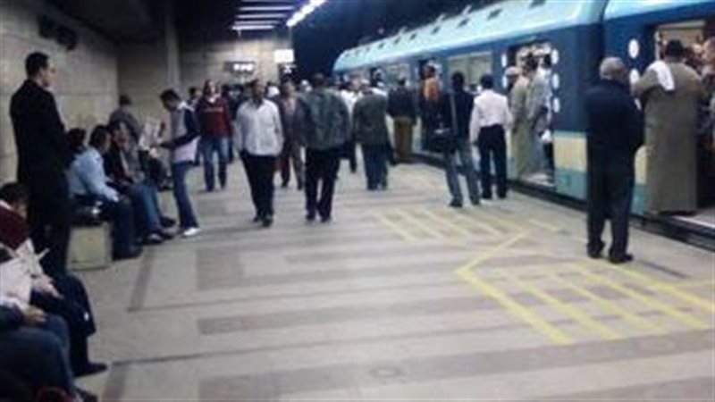انتحار شاب في المترو