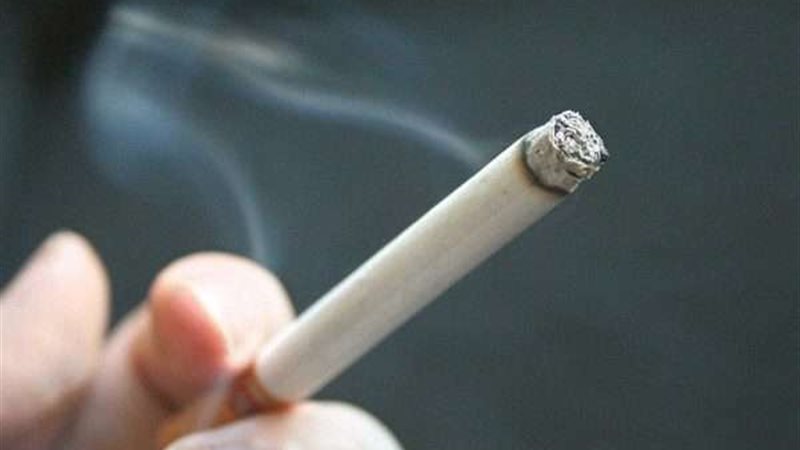 التدخين بعد الطعام