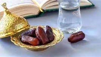 حكم من أكل ناسيا في صيام يومى الإثنين والخميس.. الافتاء توضح 