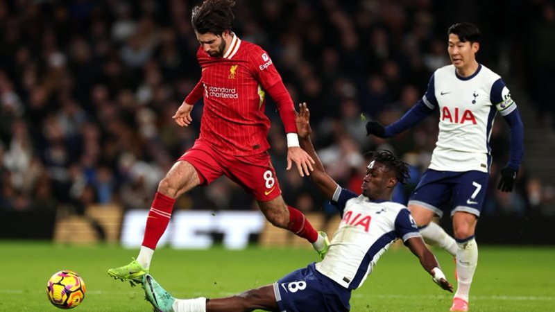 ليفربول وتوتنهام