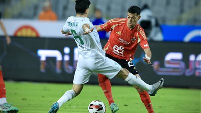 الأهلي يخطف النقاط من المصري ويفوز بثنائية في الدوري الممتاز 