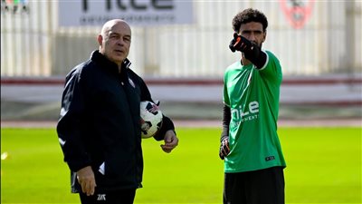 طالبهم بعدم التفريط بالنقاط.. جروس يعقد جلسة مع لاعبي الزمالك بمران اليوم