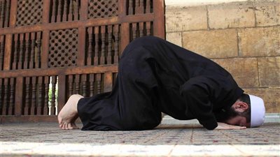صلاة مرة واحدة في العمر.. تكفر ذنوبك وتجعلك اقرب الى الله