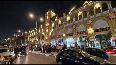 أضواء ساحرة ومعمار فريد.. استعدادات الكوربة في الكريسماس 2025