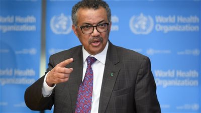  لحظات من الخطر.. نجاة مدير منظمة الصحة العالمية من غارات جوية باليمن