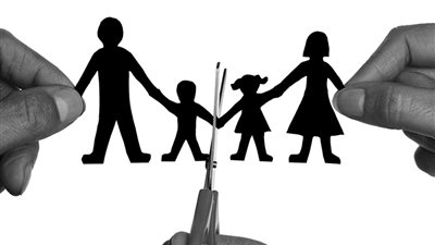 دعوى نشوز.. كواليس قصة زوجة أرادت أموالًا وفيرة فعاقبها زوجها أمام المحكمة