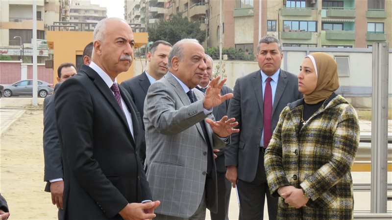 تفاصيل زيارة وزير